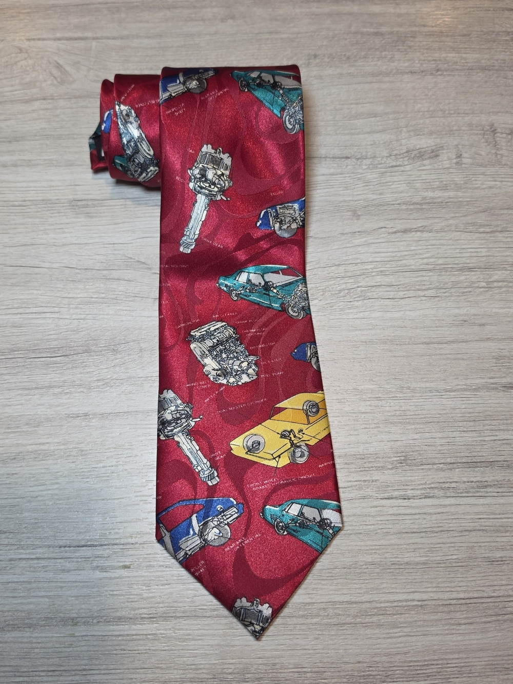 Vintage Home Improvement Necktie Men's Classic Car Print Red 56 Inches